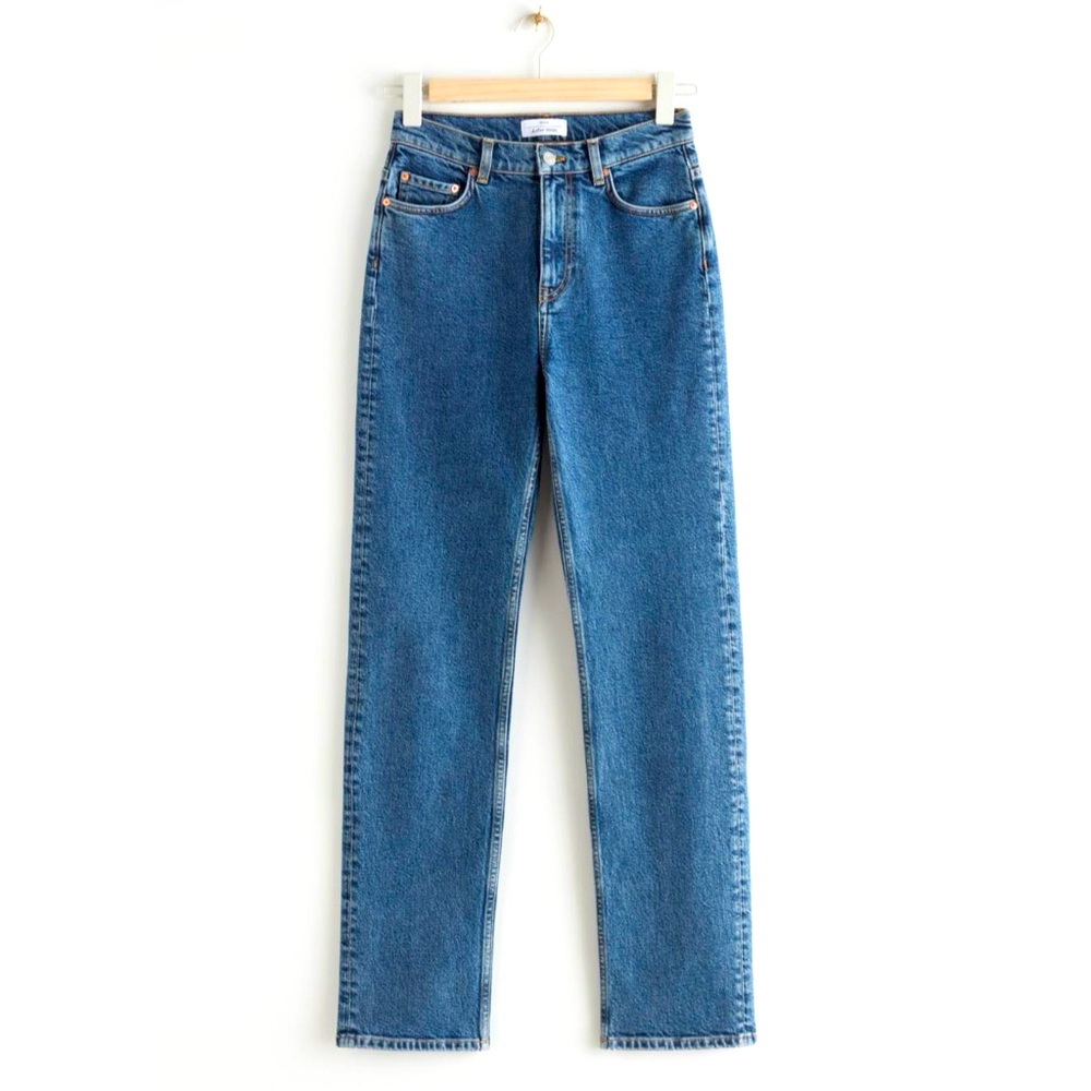 & Other Stories Favorite Cut Jeans in Mid Blue